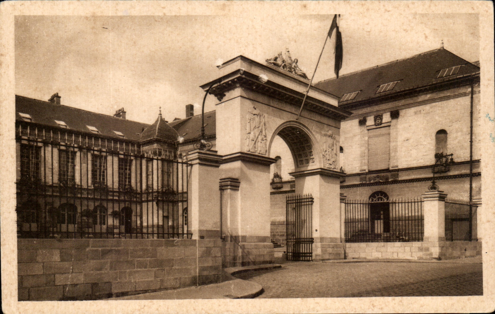 CPA Nantes the Town hall