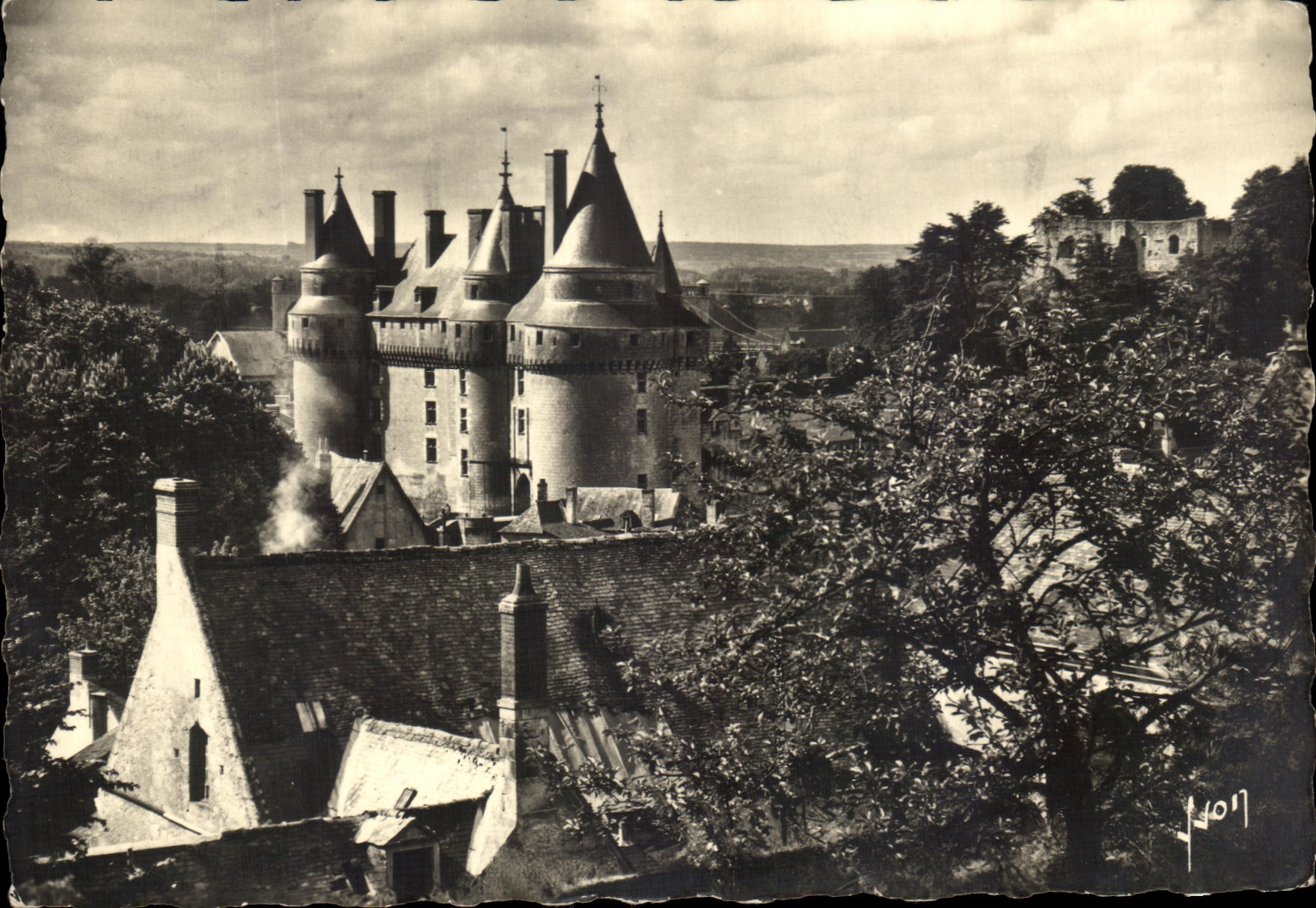 CPSM Langeais el ataque frontal norteno del castillo