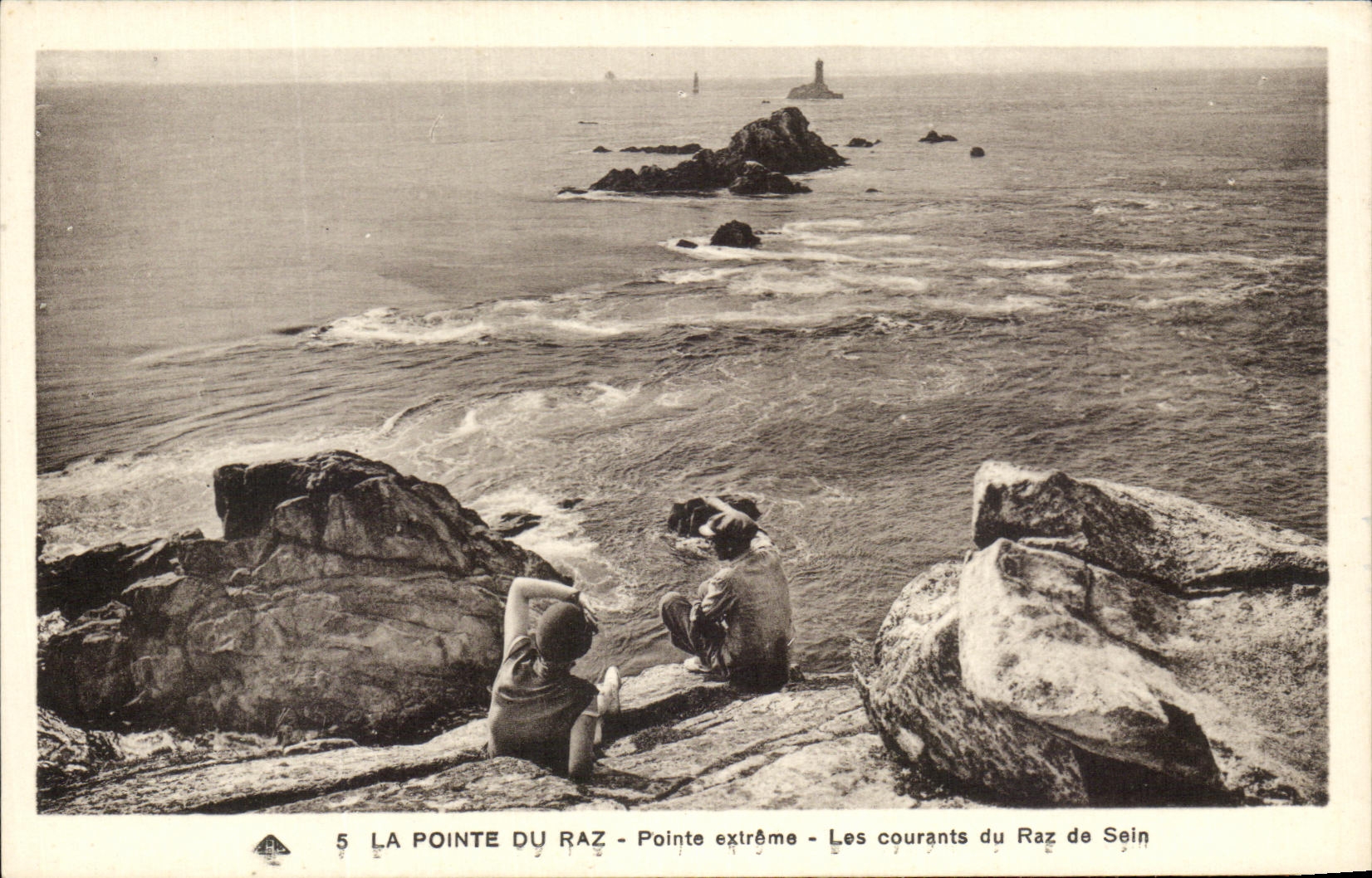CPA la Pointe Du Raz Pointe extreme Les Courants du Raz de sein