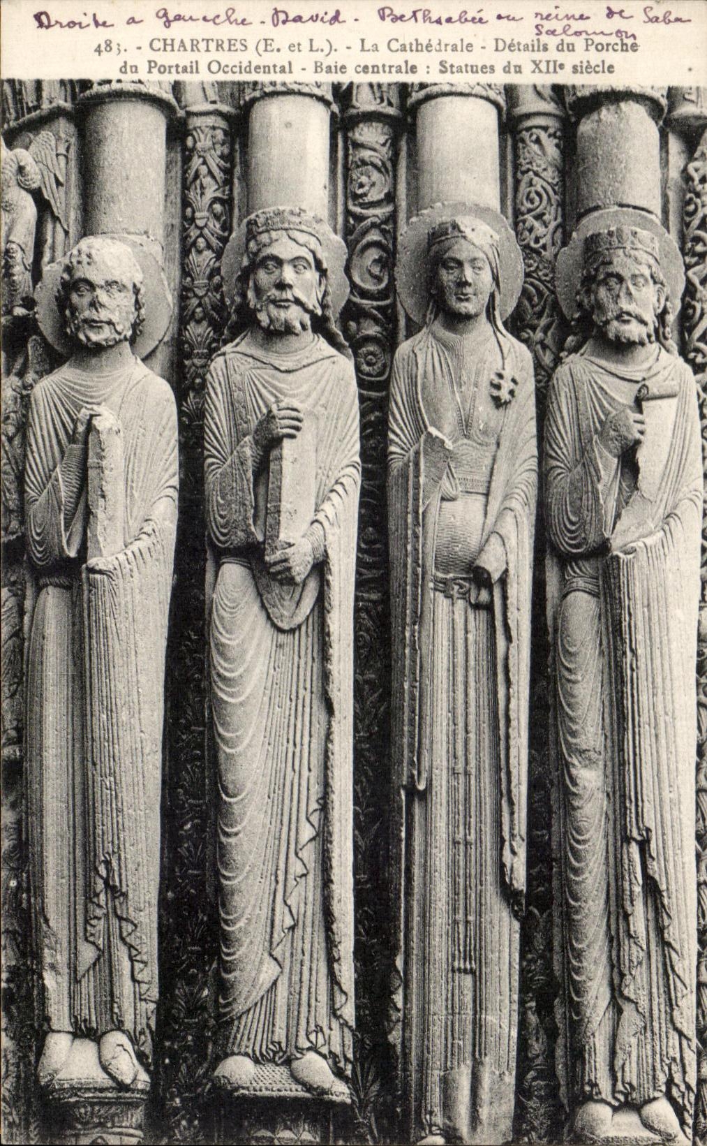 CPA Chartres La Cathedrale Detail Du Porche Du Portail Occidental