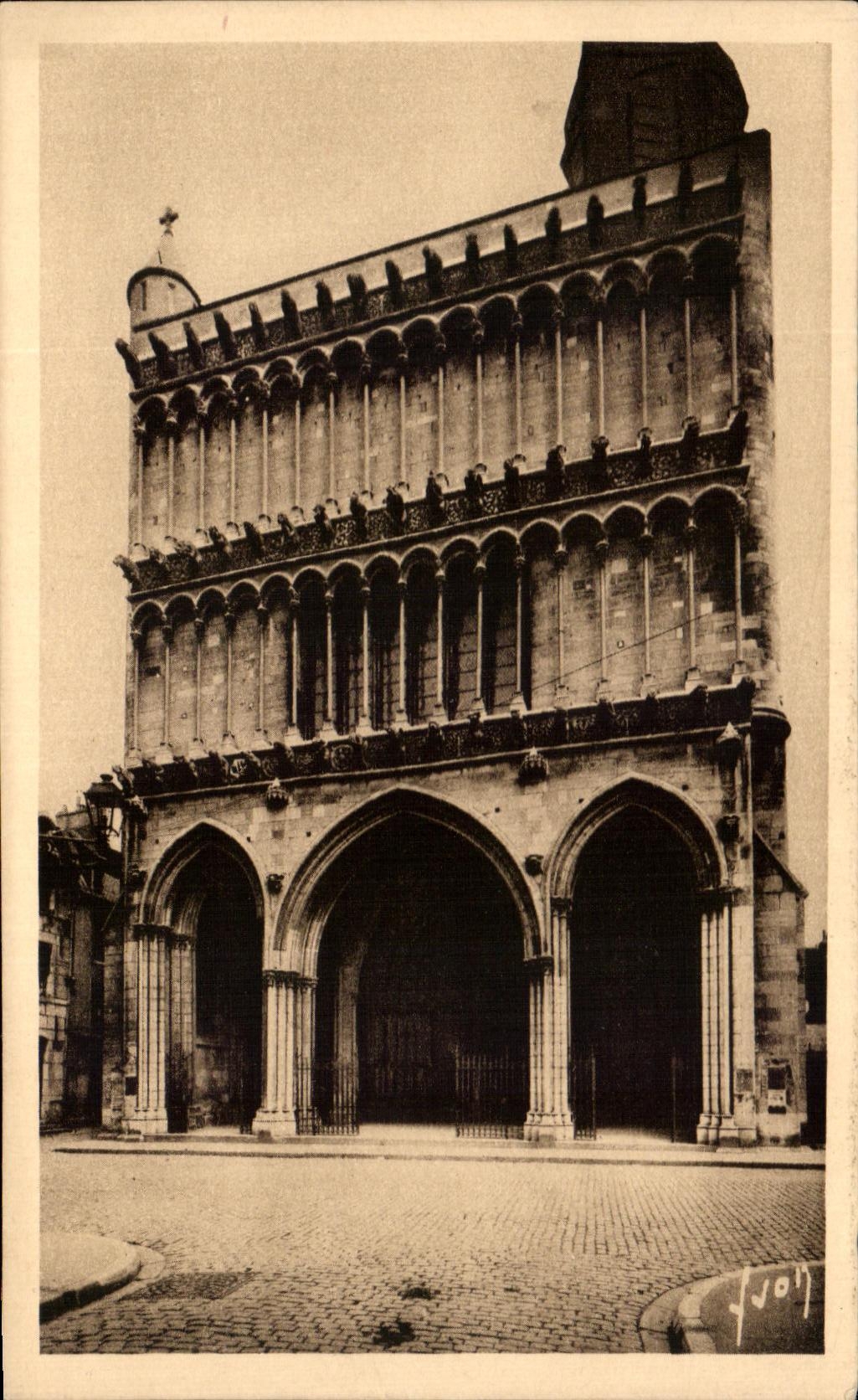 CPA Dijon Facade De l'Eglise Notre Dame