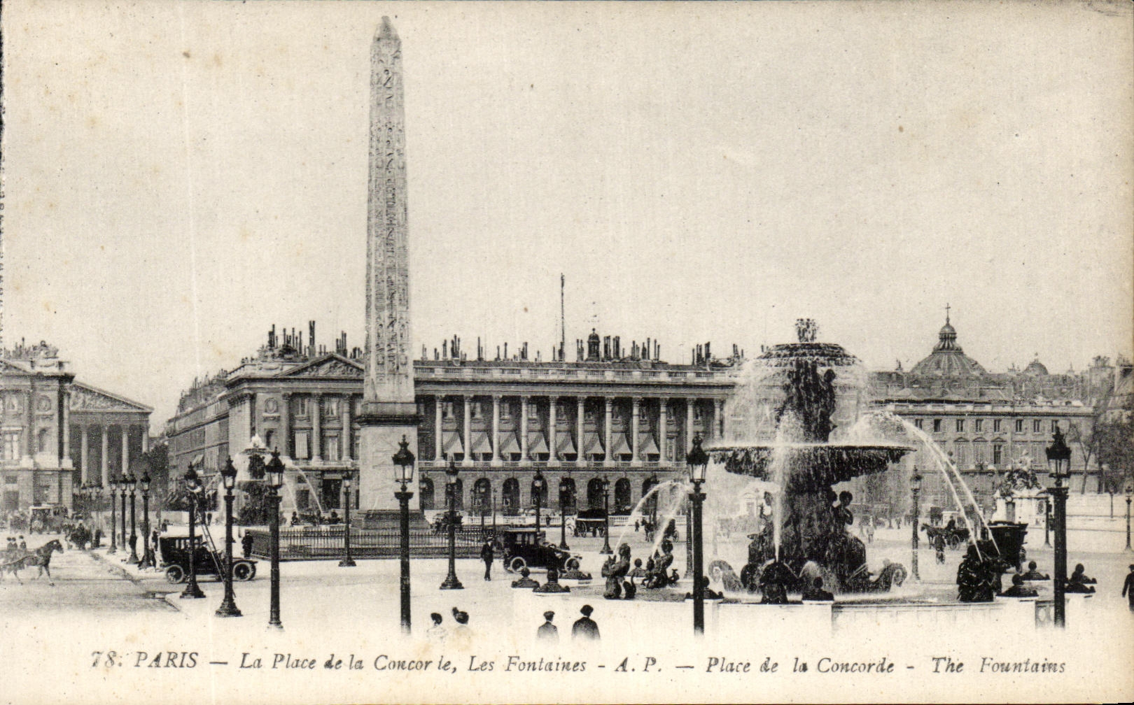 CPA Paris La Place de la Corcorde Les Fontaines Place de la Concorde