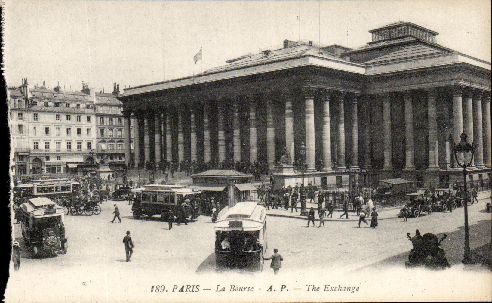 CPA Paris La Bourse Bus 