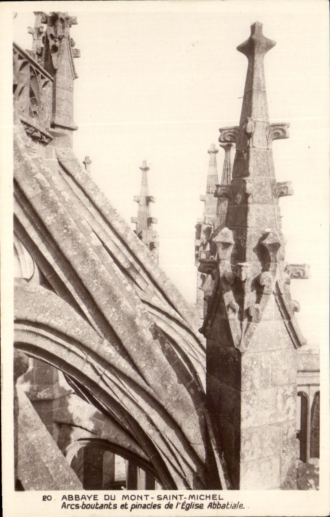 CPA Abbaye Du Mont Saint Michel Arcs Boutants Et Pinacles De