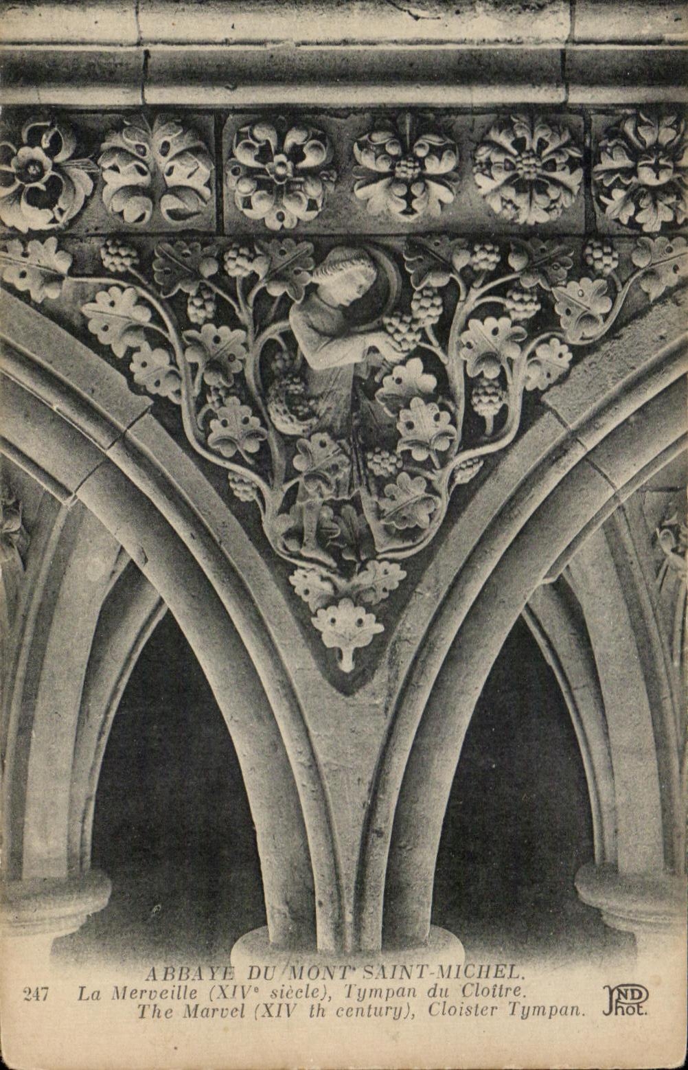 CPA Abbaye De Mont Saint Michel Le Merveille Tympan du Cloitre