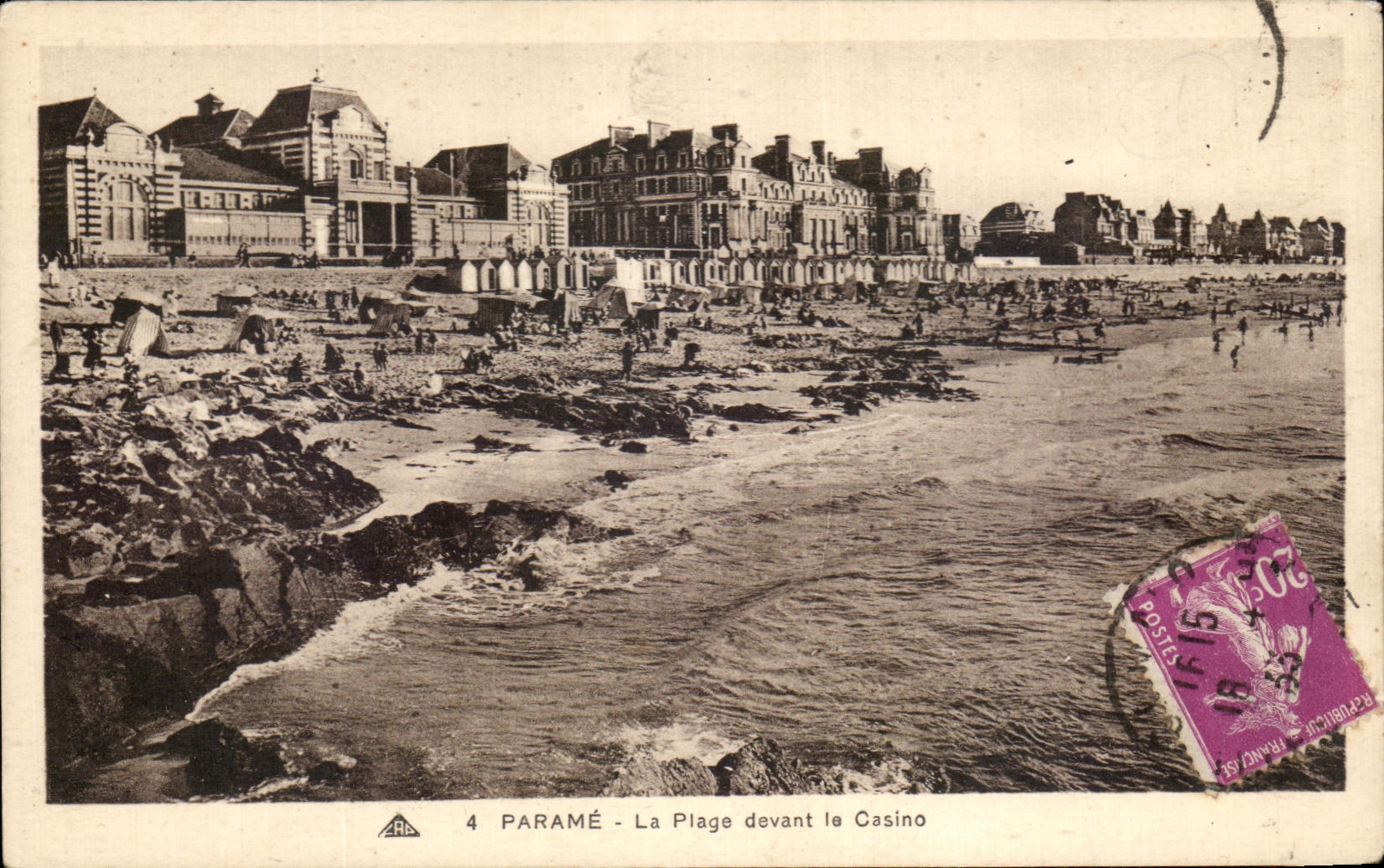 CPA Parame La Plage devant le Casino