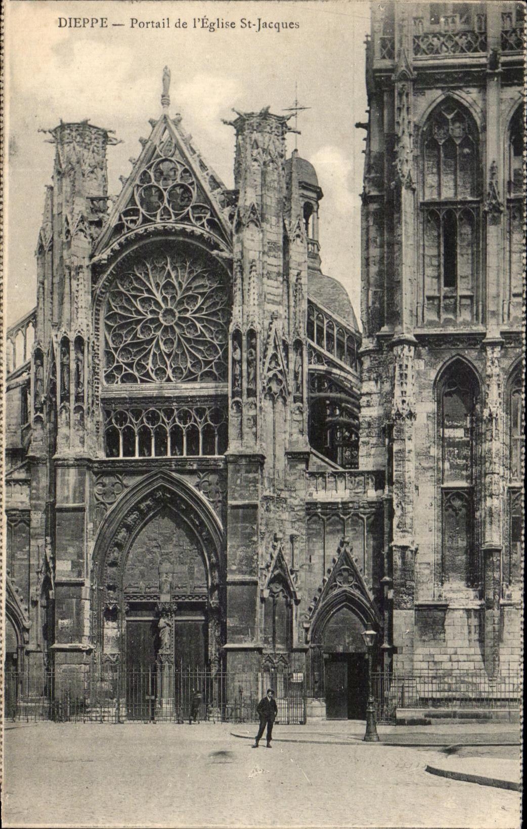 Puerta de CPA Dieppe del St Jacques de la iglesia