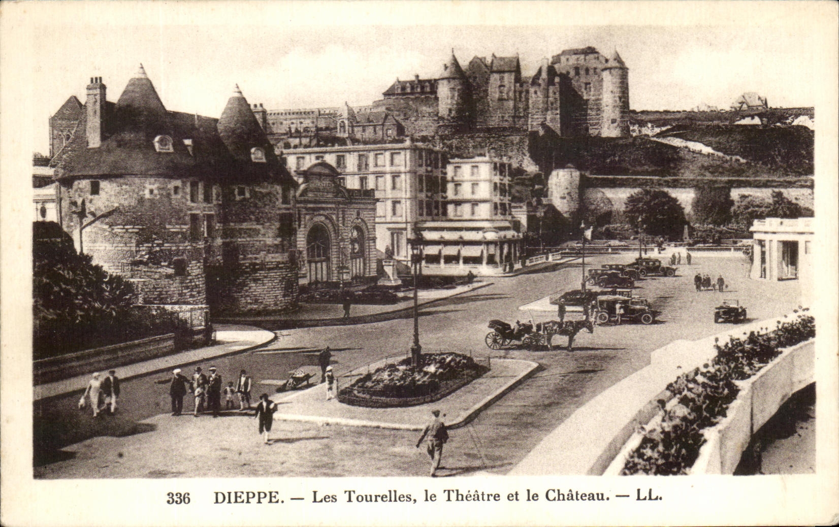 Torrecillas de CPA Dieppe el teatro y el castillo