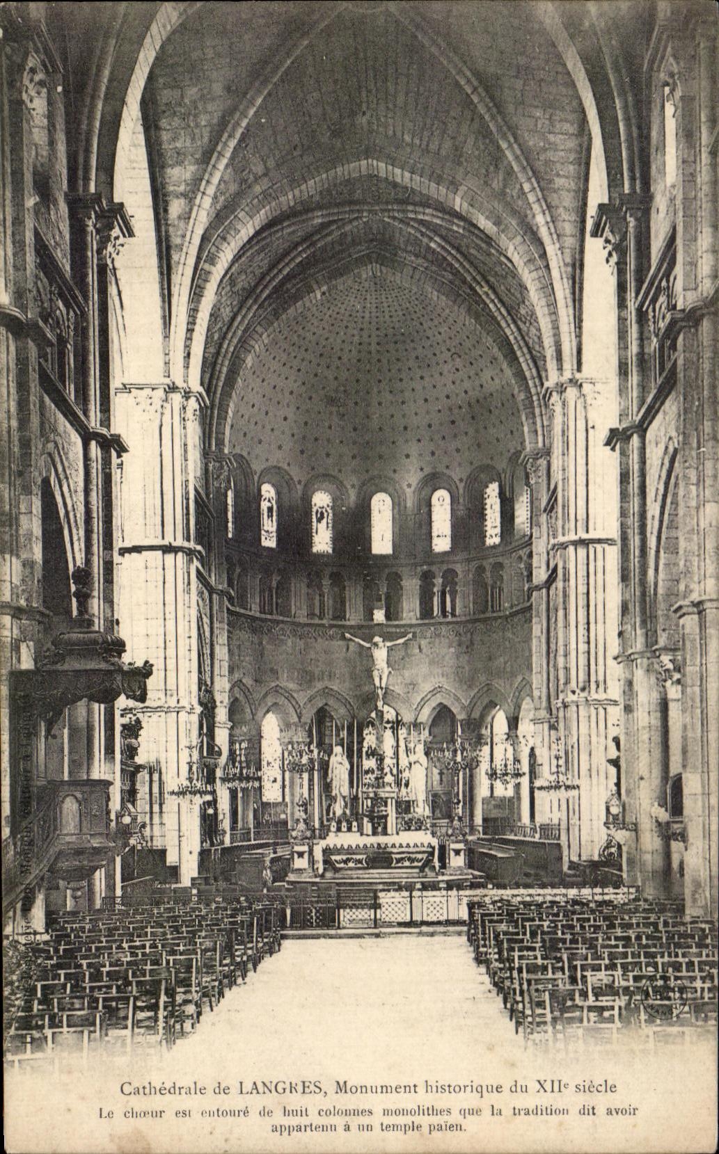 CPA Cathedrale de Langres Monument Historique 