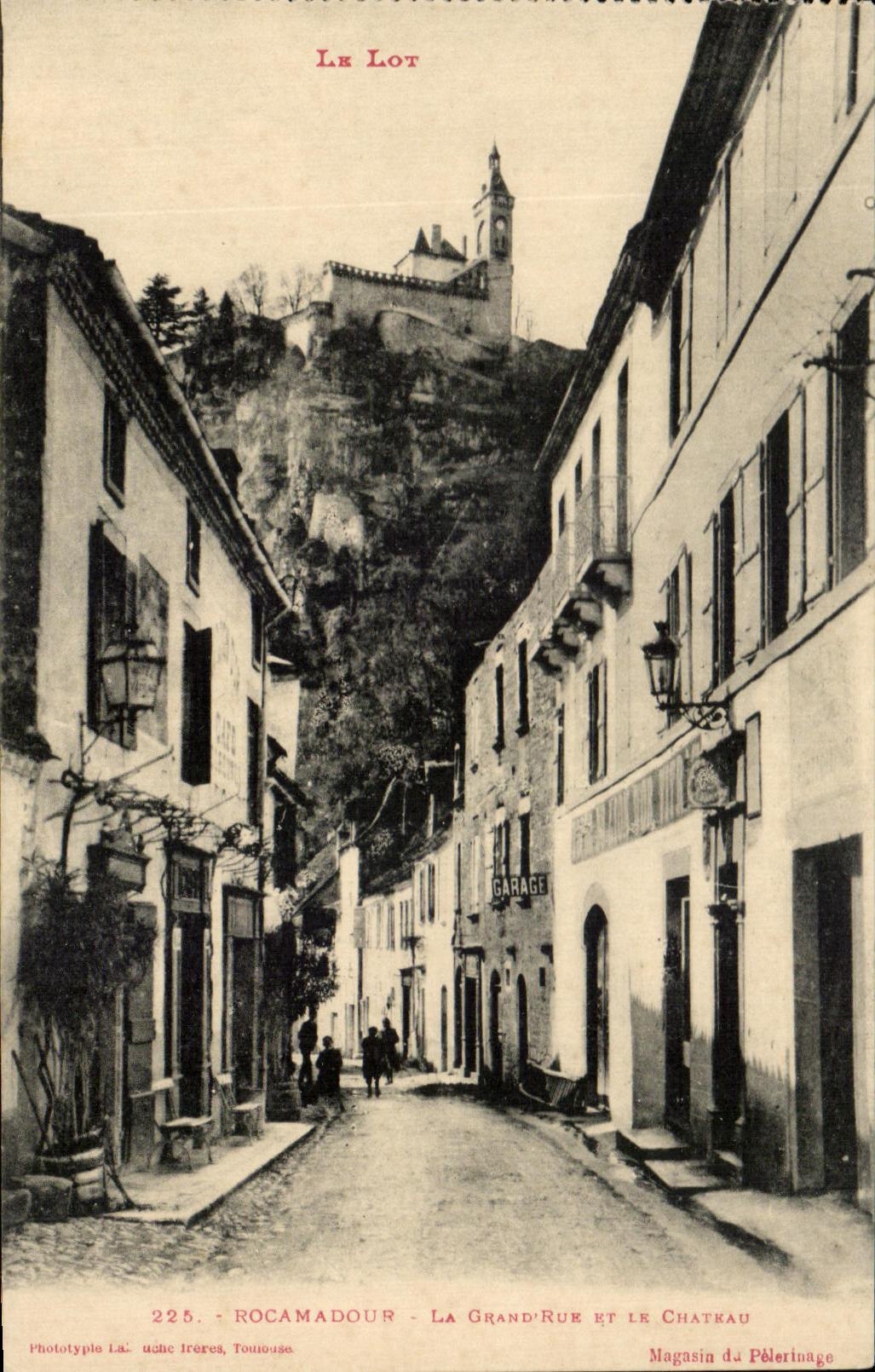 CPA Rocamadour La Grand Rue et le Chateau