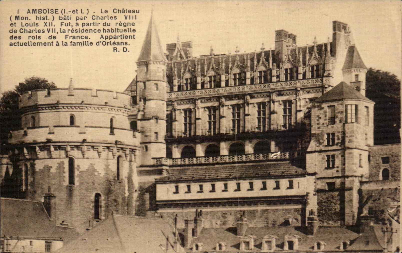 CPA Amboise Le chateau Bati Par Charles VIII