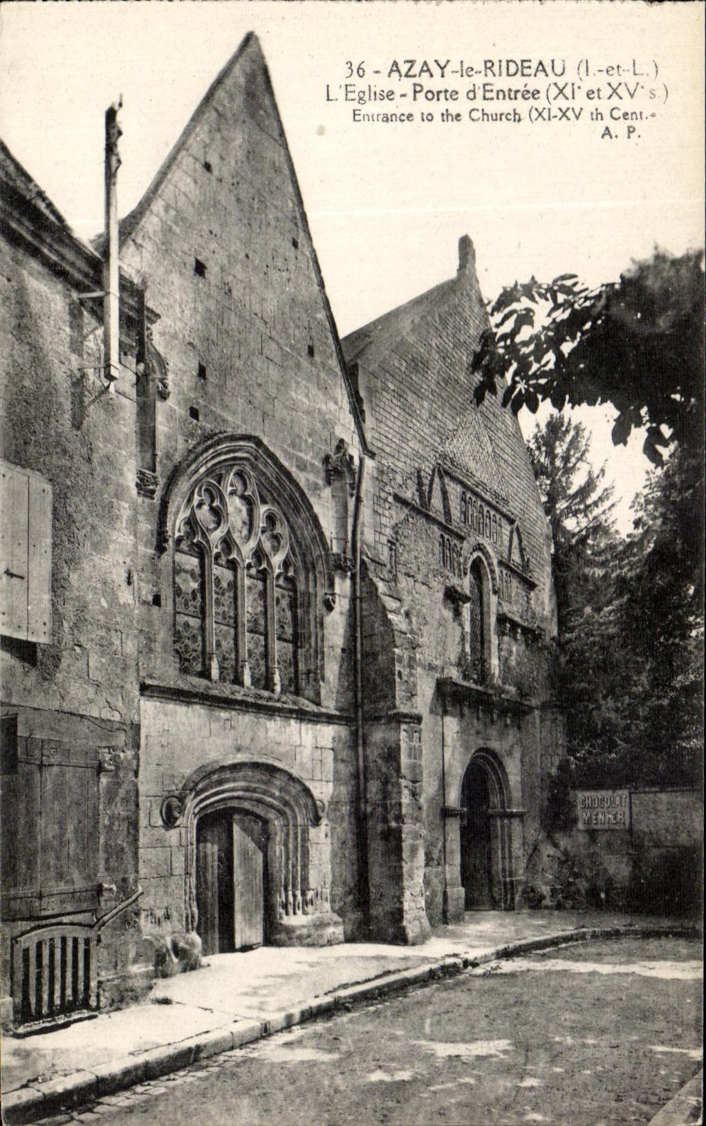 CPA Azay la cortina la puerta principal de la iglesia