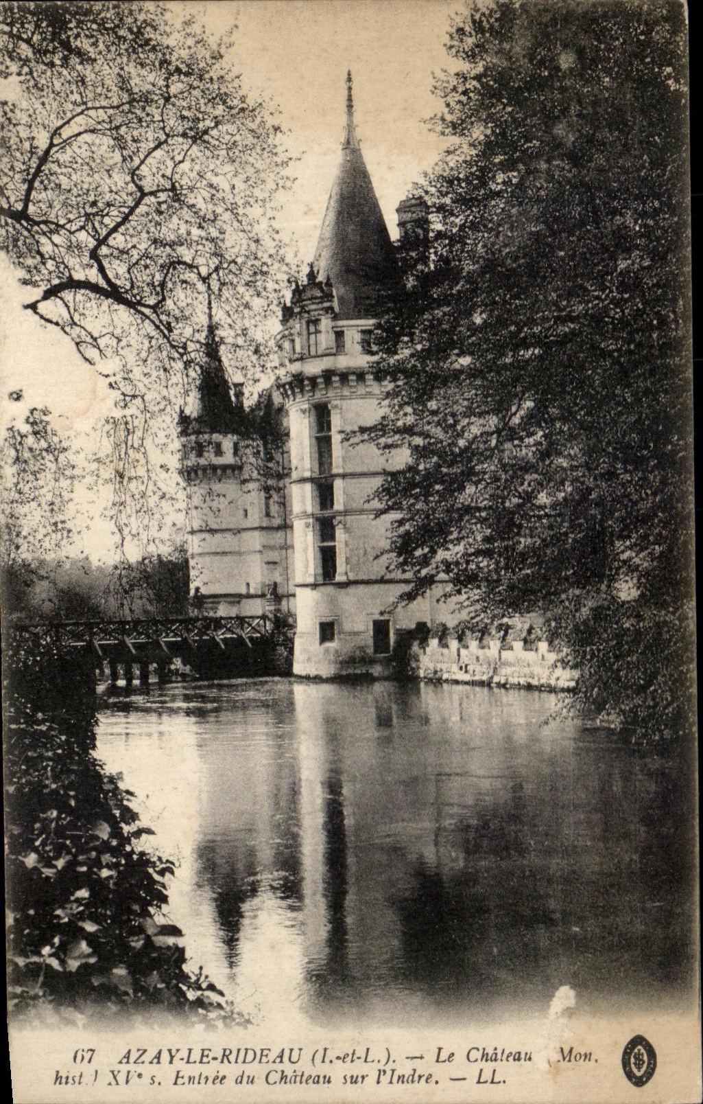 CPA Azay la cortina la entrada del castillo del castillo en Indre