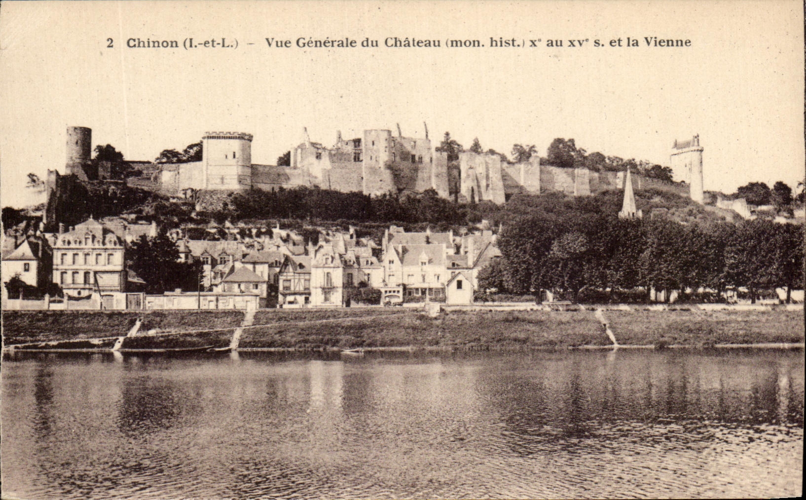 CPA Chinon View of the Castle and Vienna