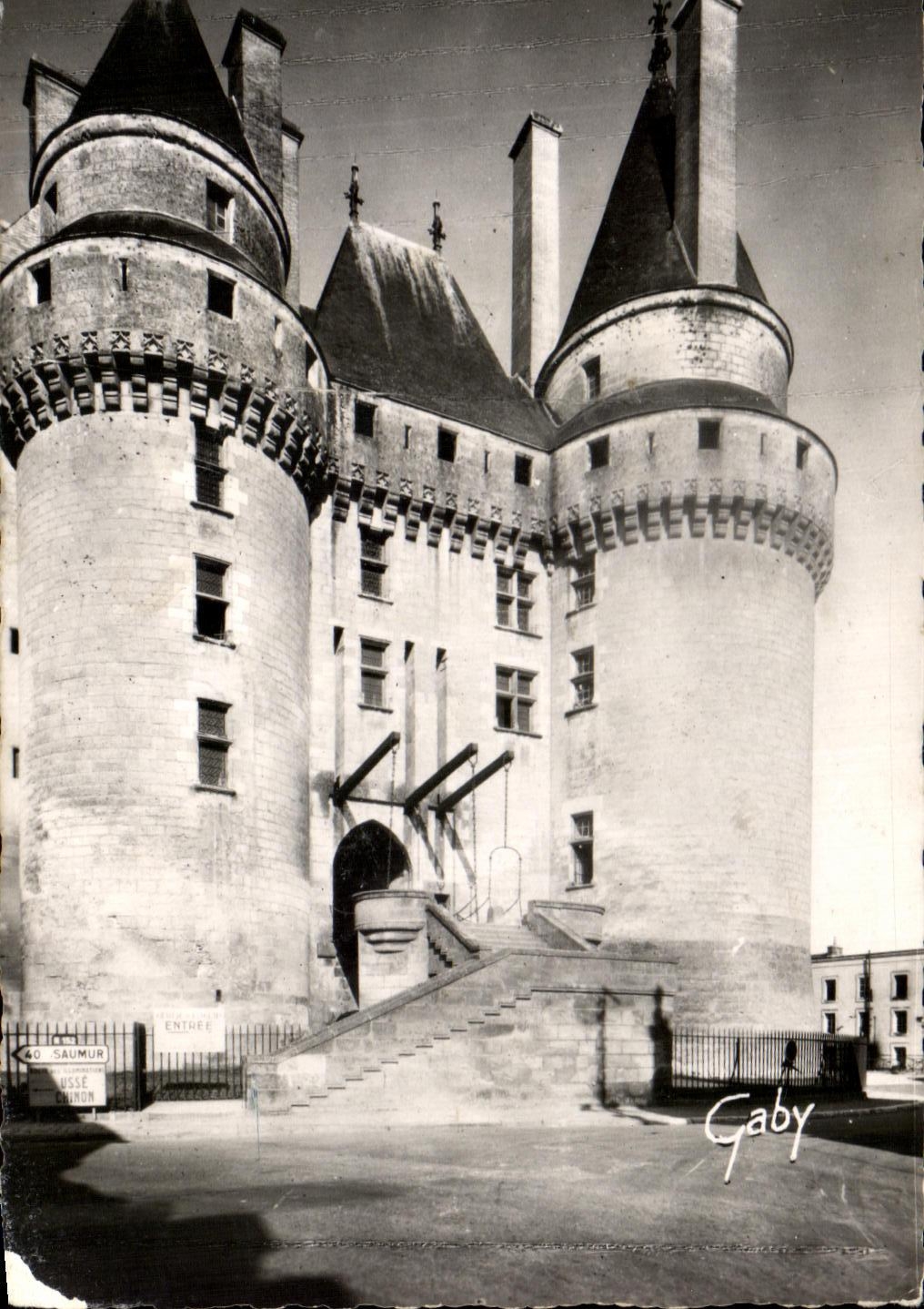 CPA Loire ch4ateau Langeais el castillo y el puerto