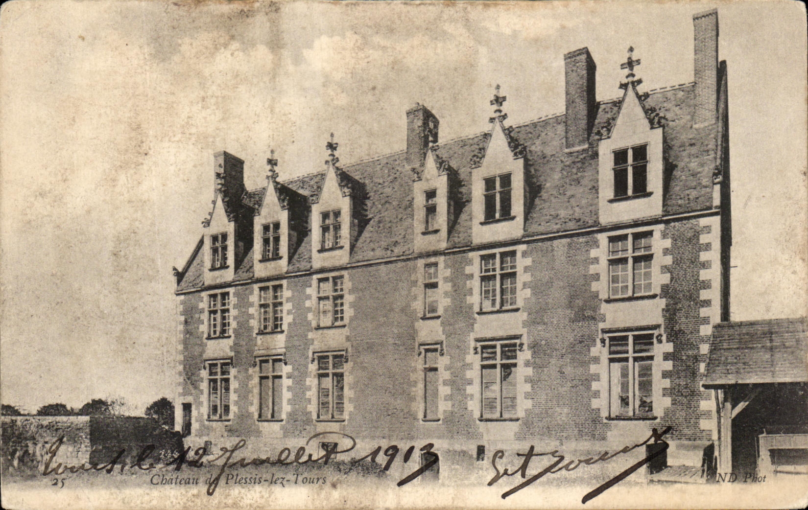 CPA Castle Plessis Lez Tours