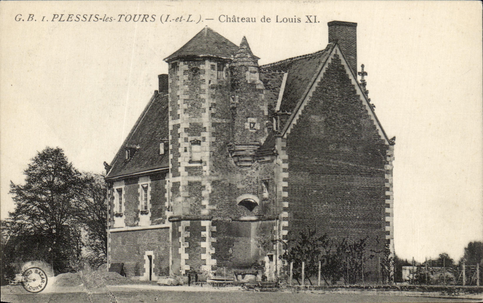 CPA Plessis les Tours Chateau de Louis XI