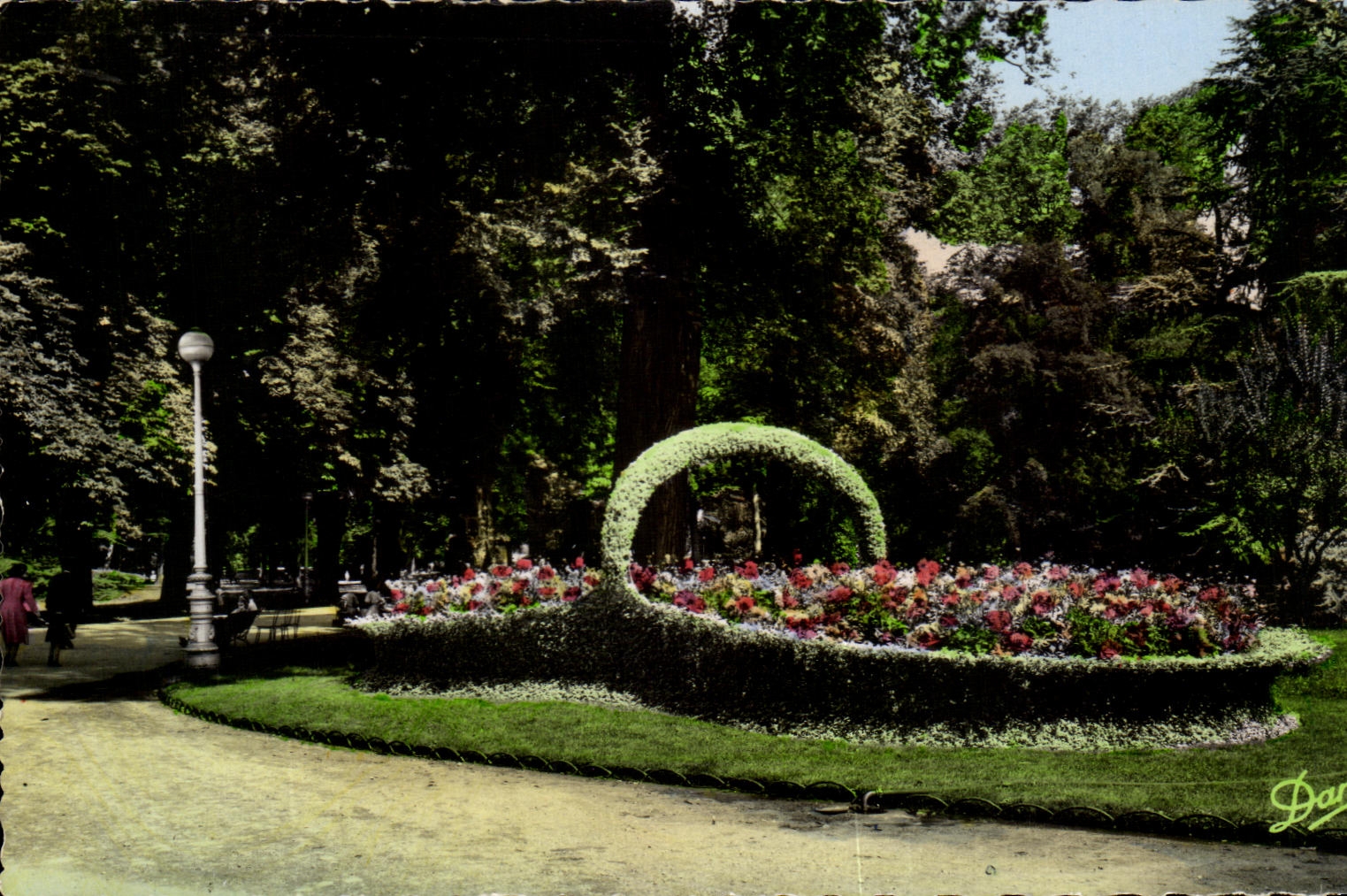 CPSM Bordeaux Le Jardin Public Le Panier Fleuri