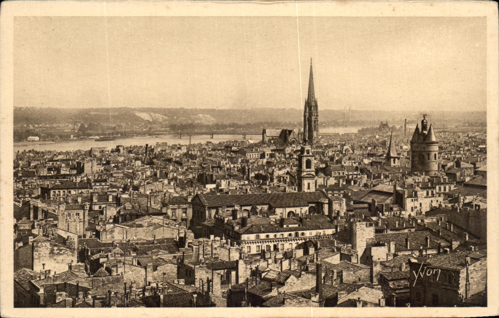 CPA Le Douce France Bordeaux Vue Generale