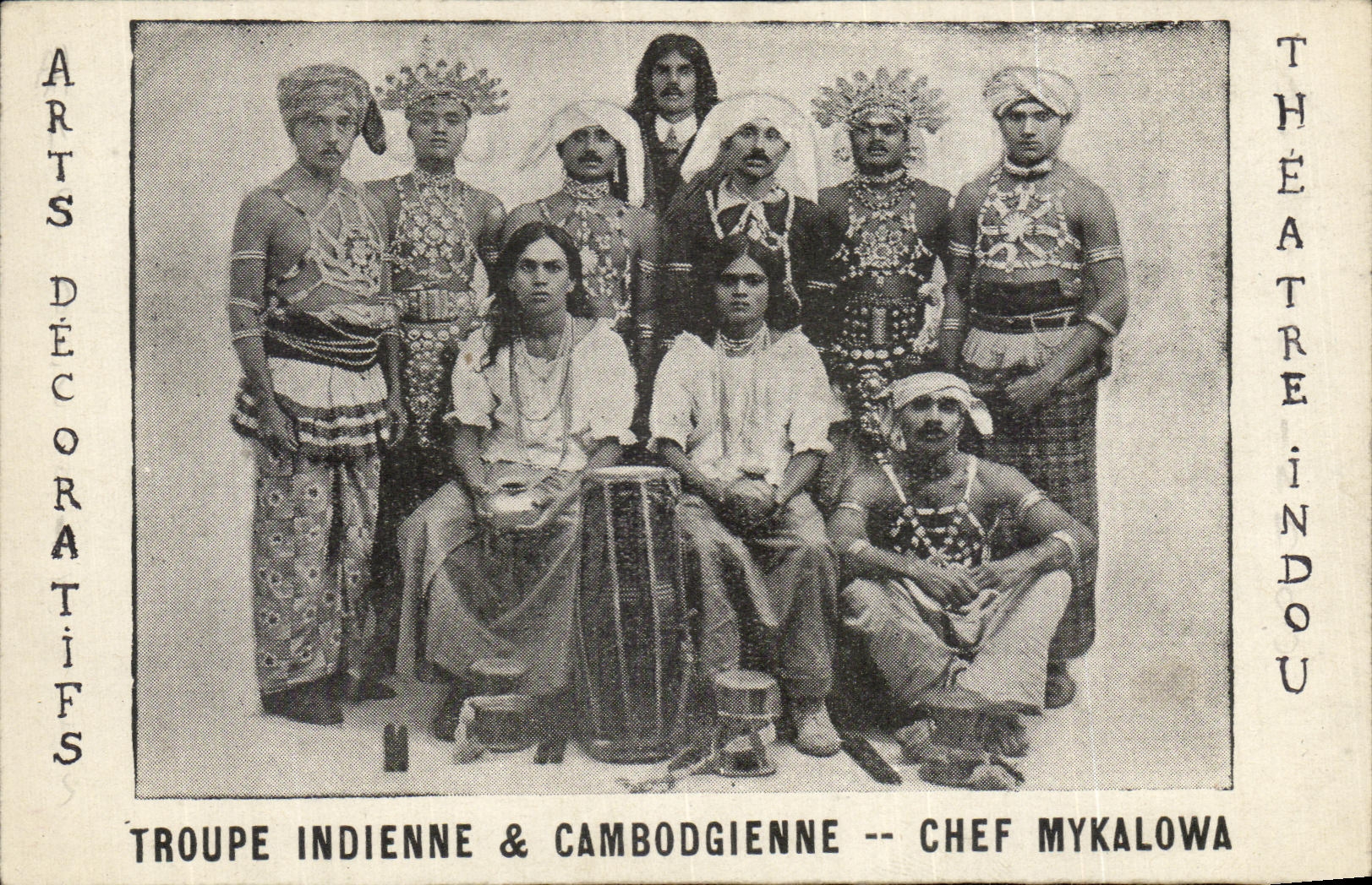 CPA Troupe indienne Cambodgienne Chef Mykalowa Theatre Indou Arts decoratifs Paris 