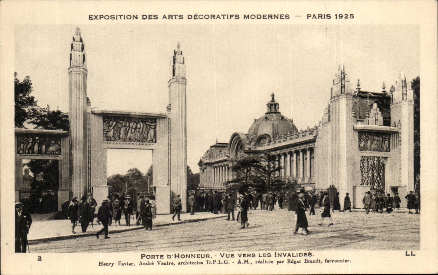 CPA Exposition Internationale Dez Arts Decoratifs Paris Porte D'Honneur Vue Vers Les Invalides