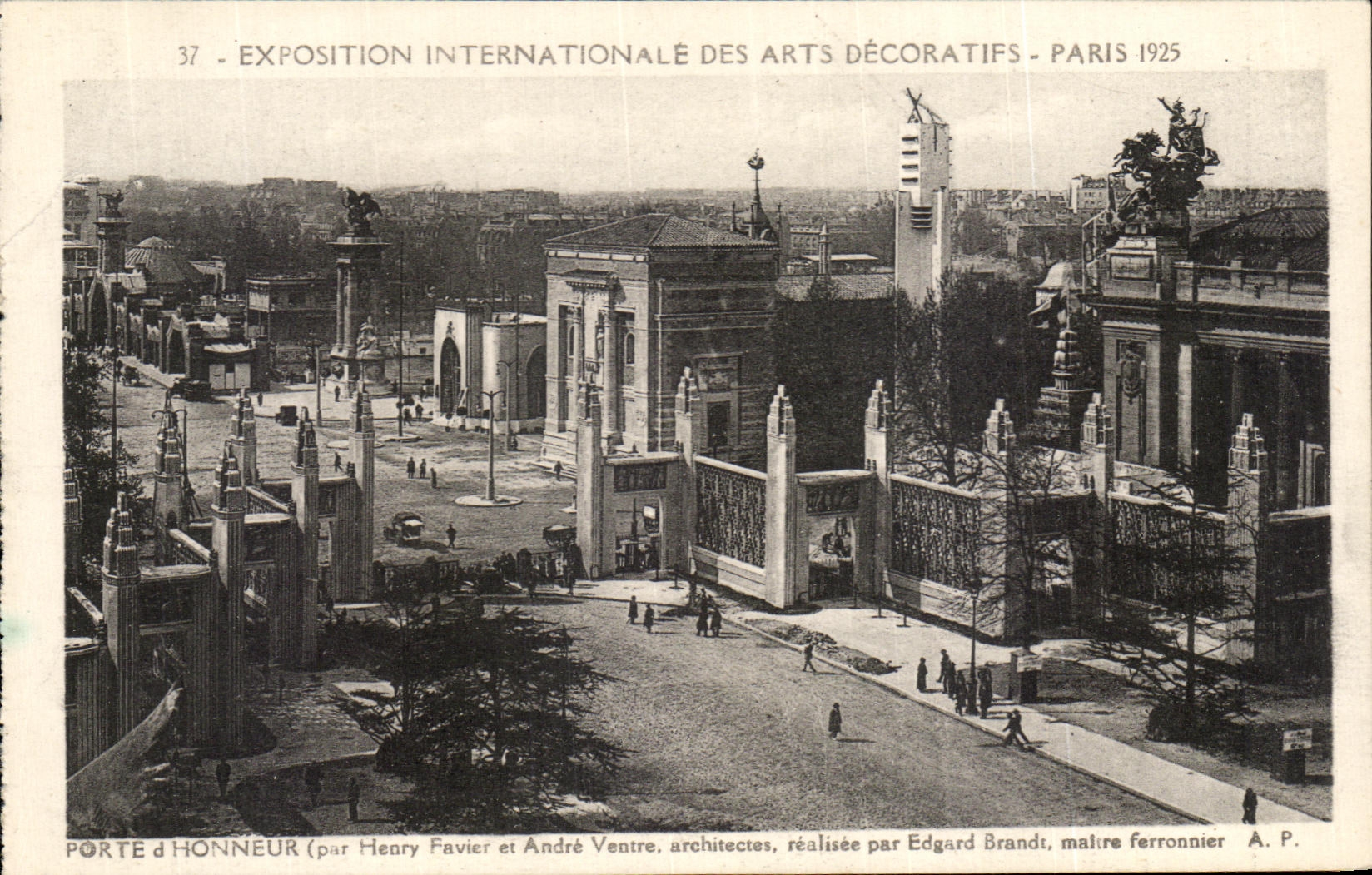 CPA Exposition Internationale Dez Arts Decoratifs Paris Porte D'Honneur