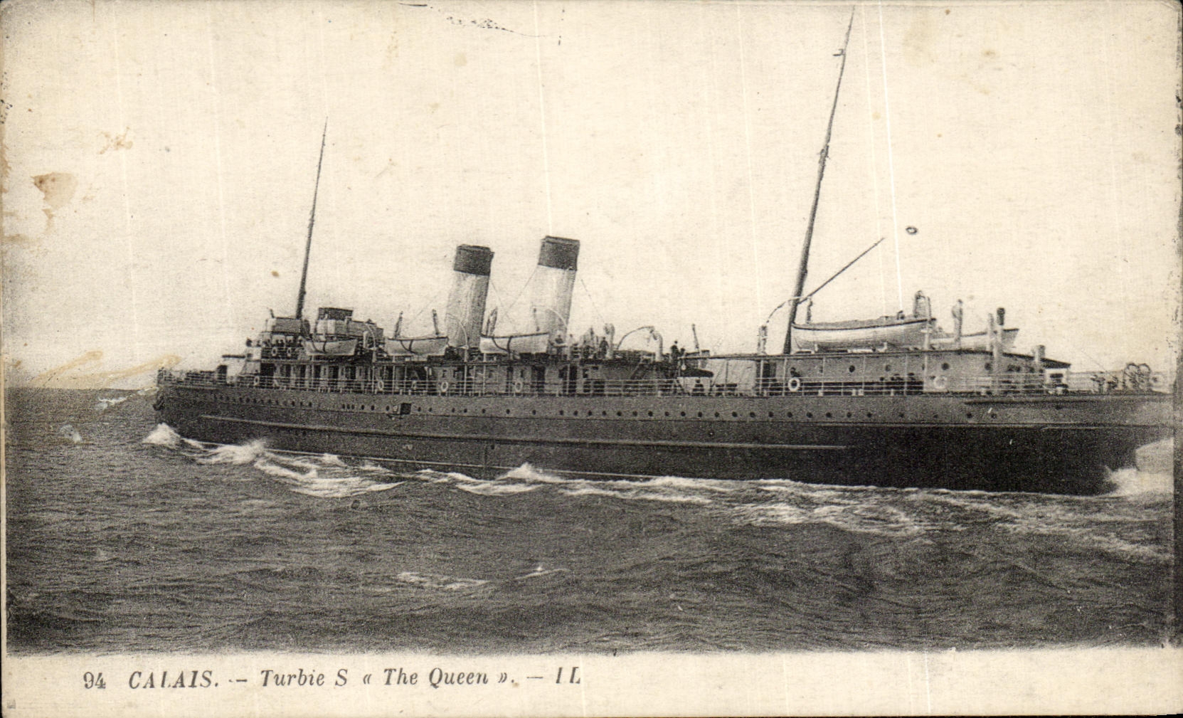 CPA Calais Turbie S the Queen Boat