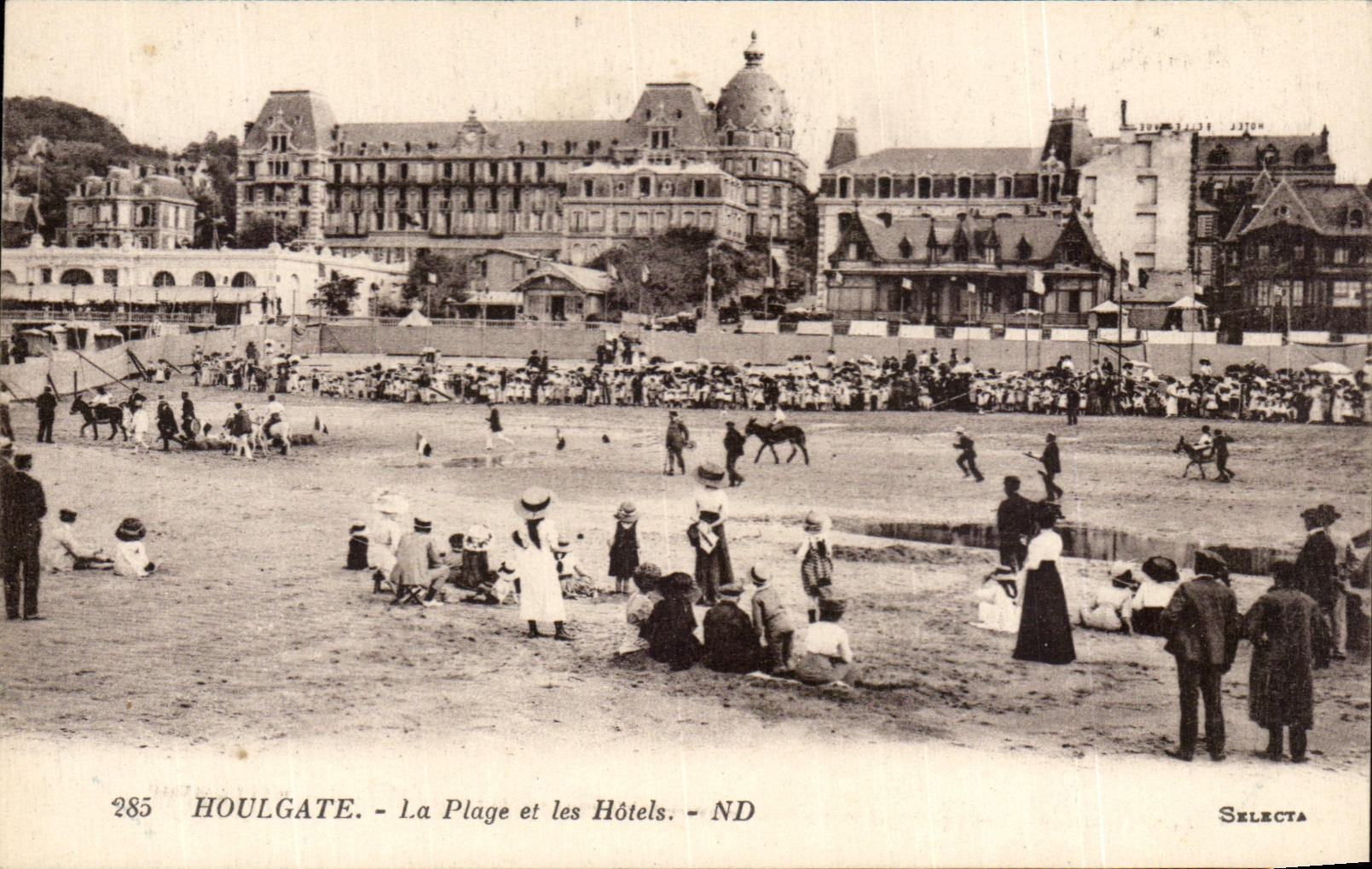 CPA Houlgate La Plage et les Hotels