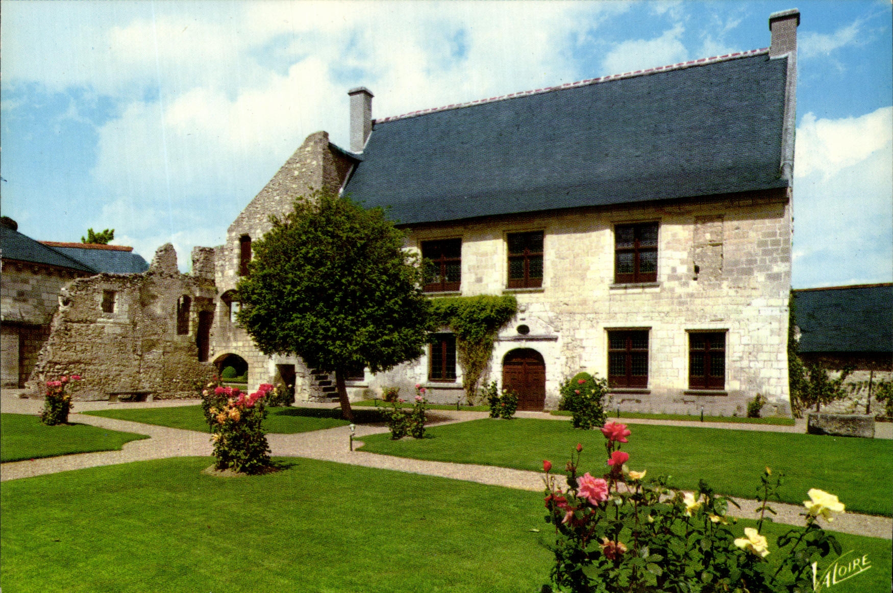 CPM Les Merveilles Du val De Loire les Environs De Tours prieure de Saint Cosme