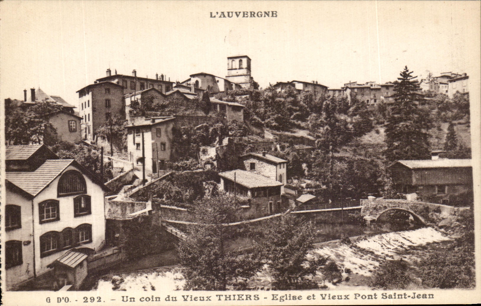 CPA L'Auvergne Un Coin De Vieux Thiers Eglise Et Vieux Pont Saint Jean