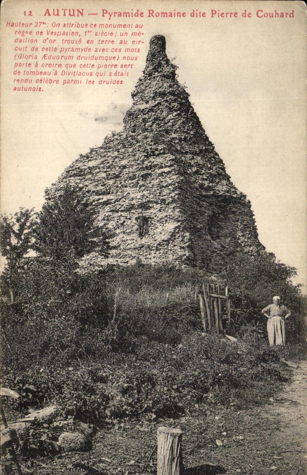 CPA Autun pyramide Romaine Dite Pierre De Couhard