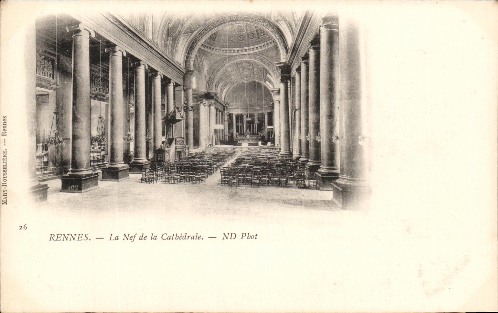 CPA Rennes la Nef de la Cathedrale 