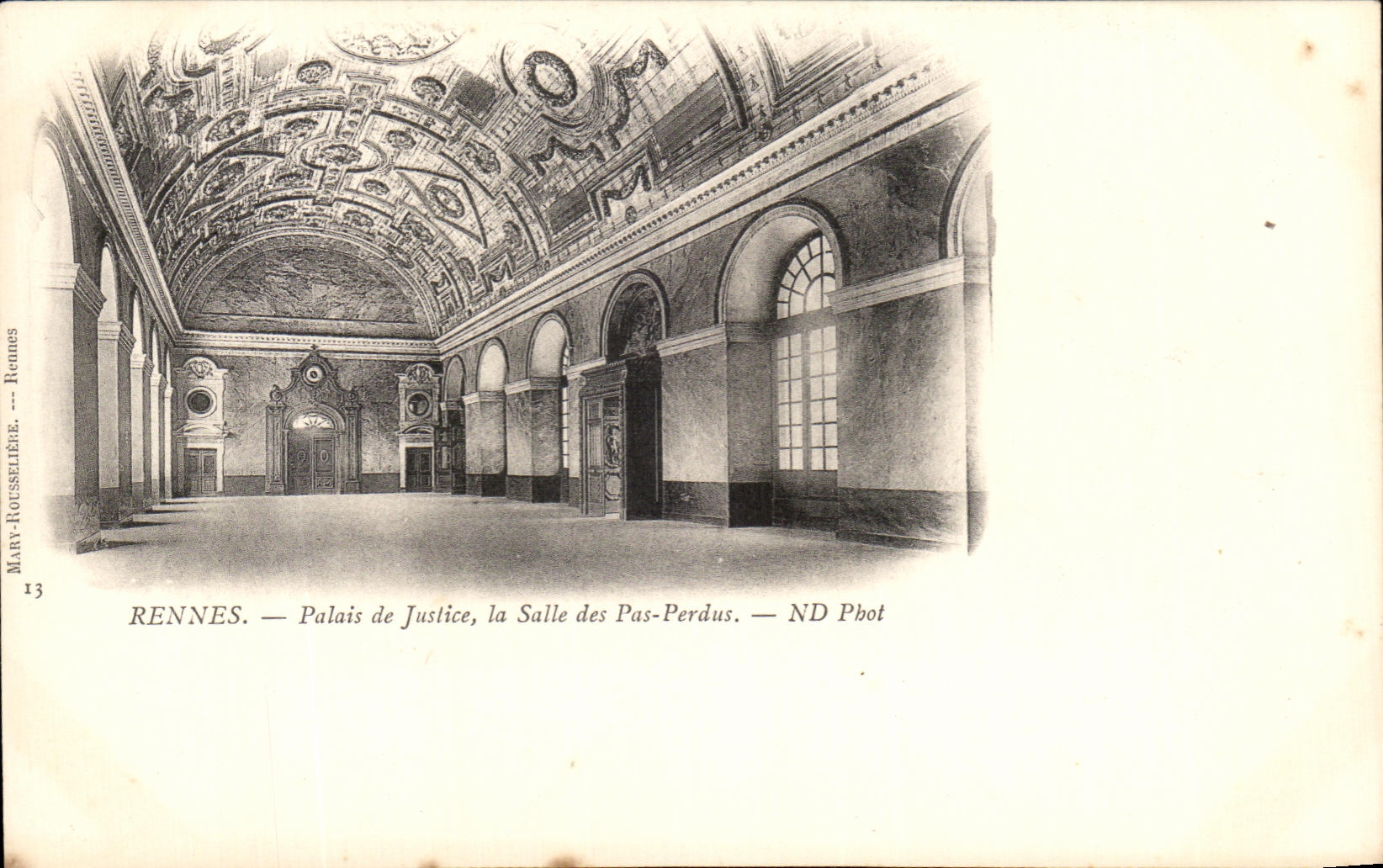 CPA Rennes palais de Justice la Salle des Pas Perdus 