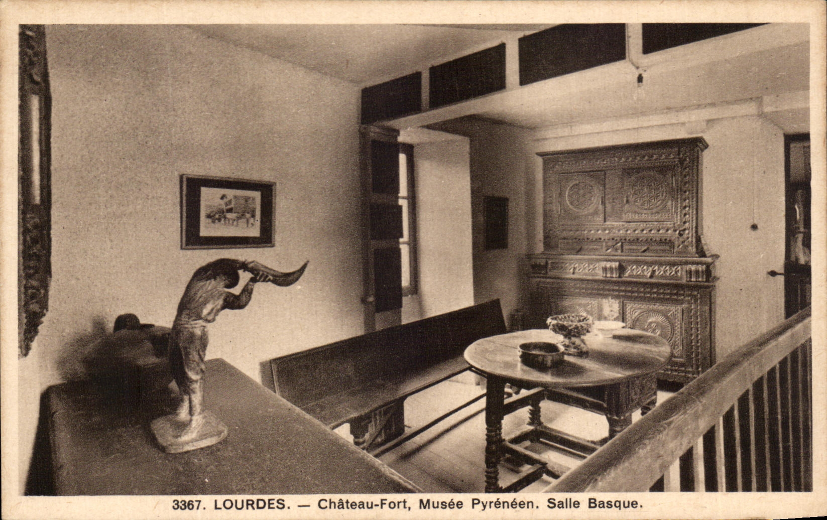 CPA Lourdes Chateau Dort Musee Pyreneen Salle Basque