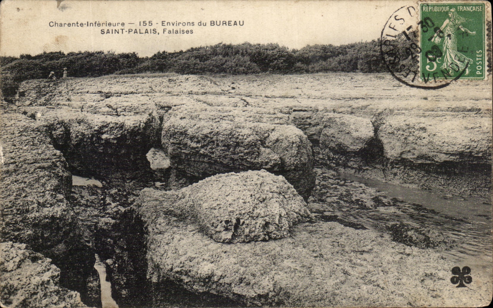 CPA Charente Inferieure Environs du Bureau Saint Palais Falaises