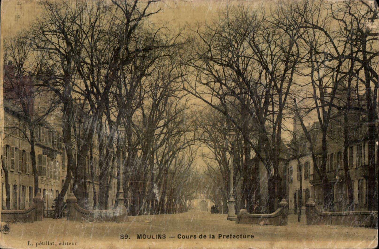 CPA Moulins Course of the Prefecture