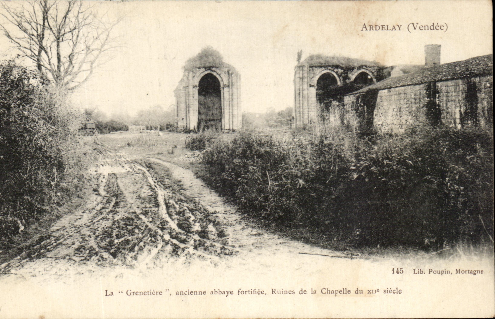 CPA Ardelay La Grenetiere ancienne abbaye fortifiee Ruines de la chapelle