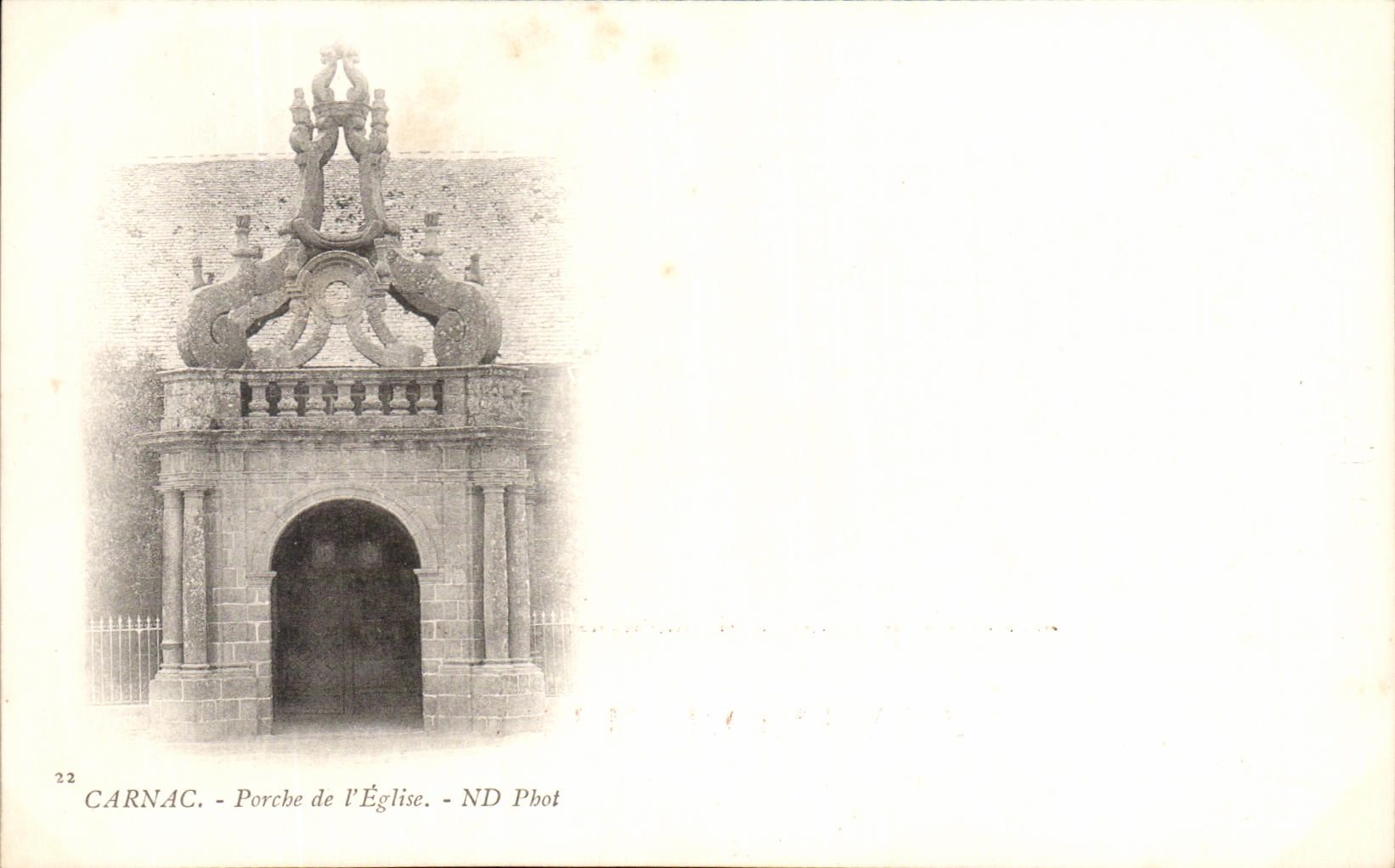 CPA Carnac Porche De l'Eglise