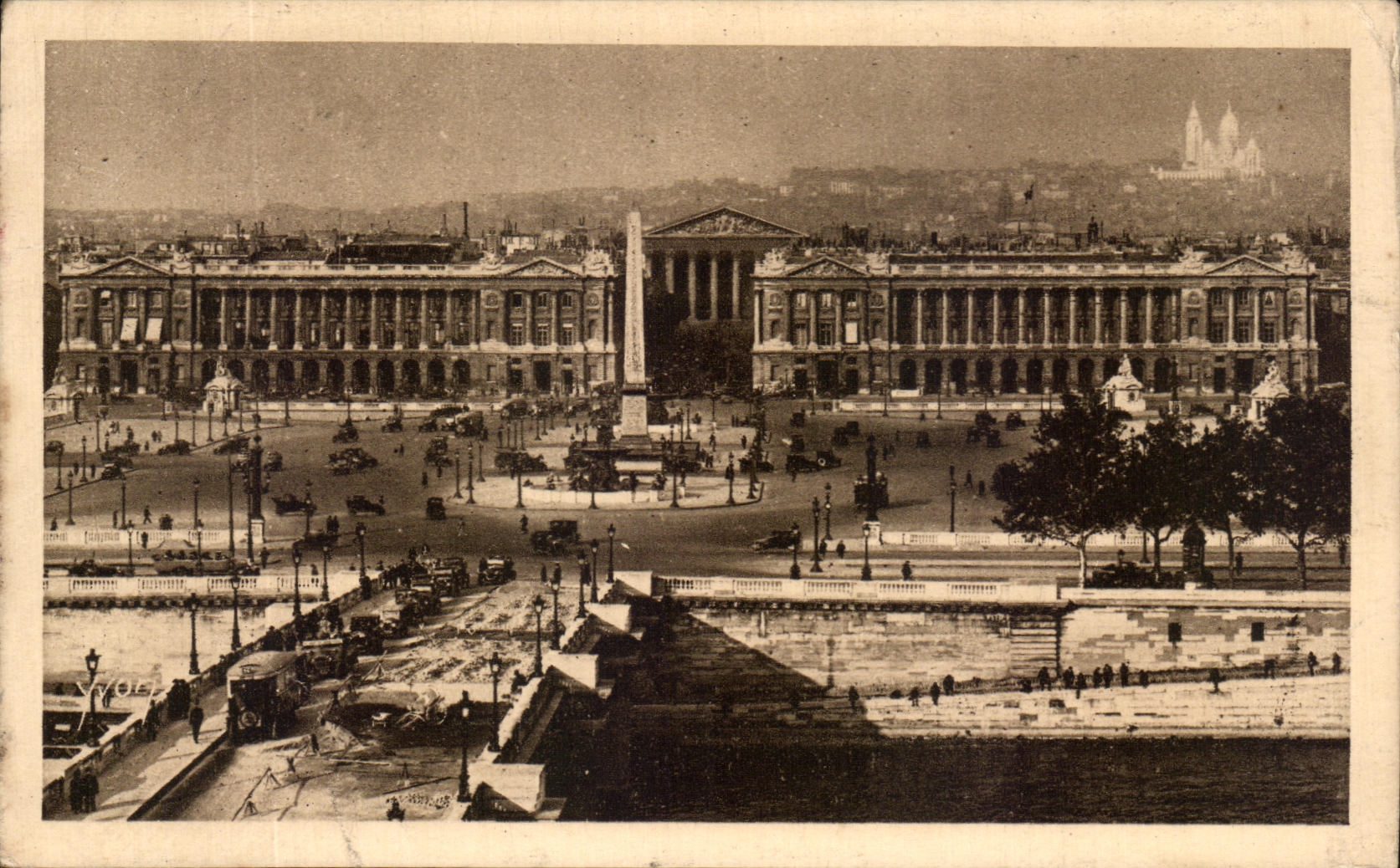 CPA Paris Vue generale de la place de la Concorde