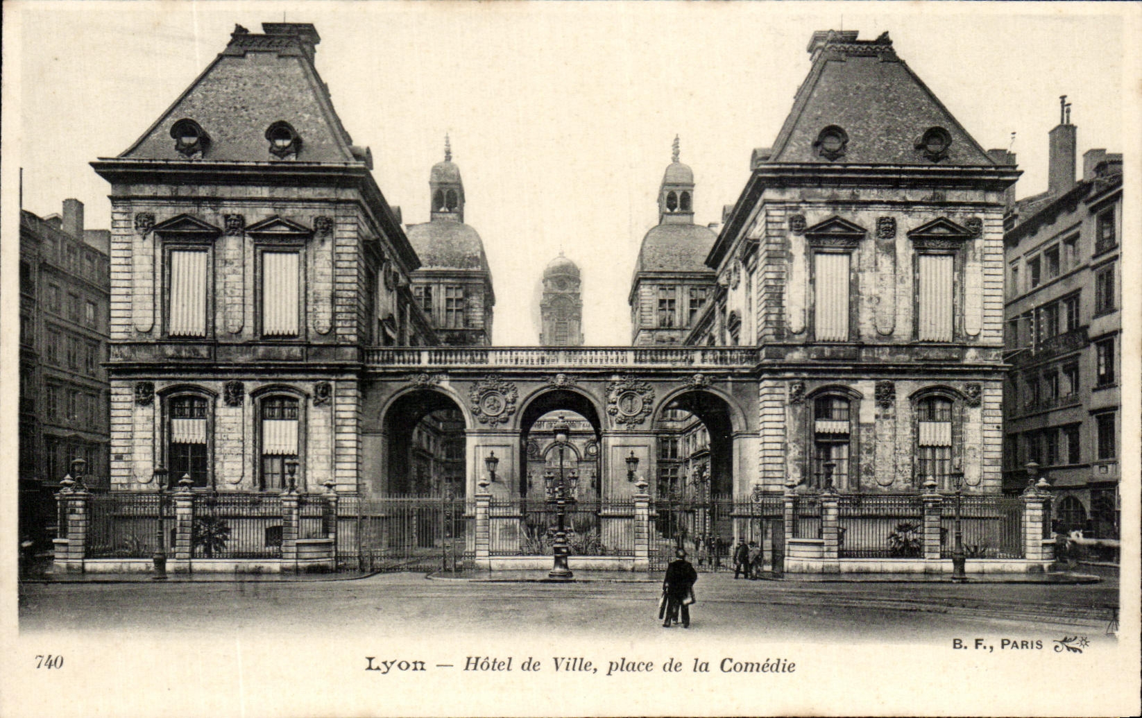 CPA Lyon the Town hall Places Comedy