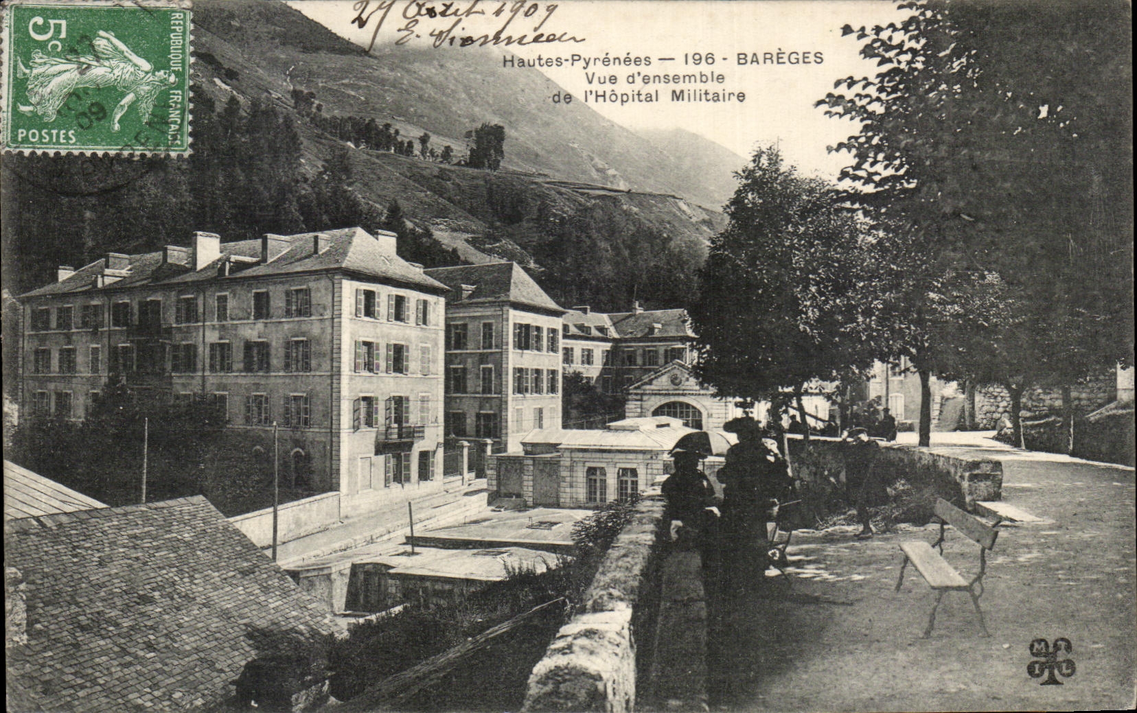 CPA the High Pyrenees Bareges Overall picture Of the Militaria Military hospital
