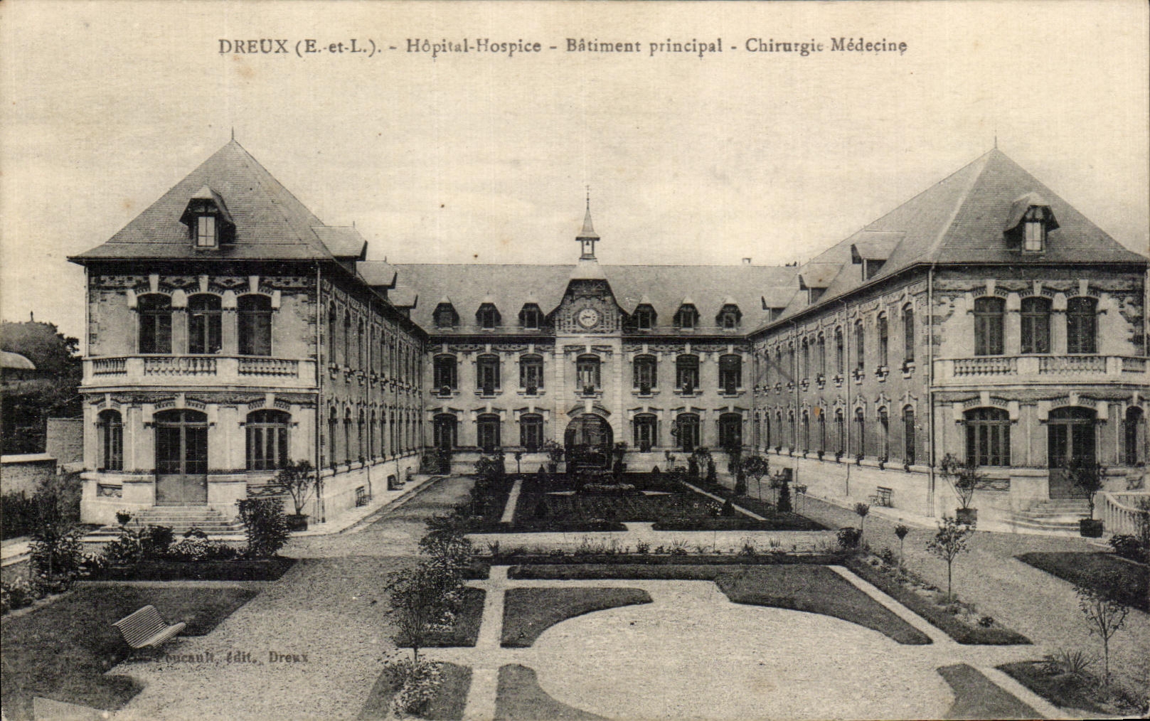 Medicina principal de la cirugia del edificio del hogar de vieja gente del hospital de CPA Dreux