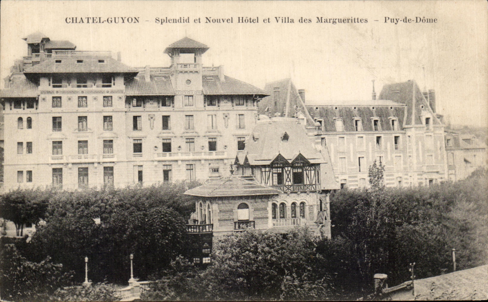 Chalet esplendido de And del hotel de CPA Chatel Guyon And Nouvel de Marguerittes