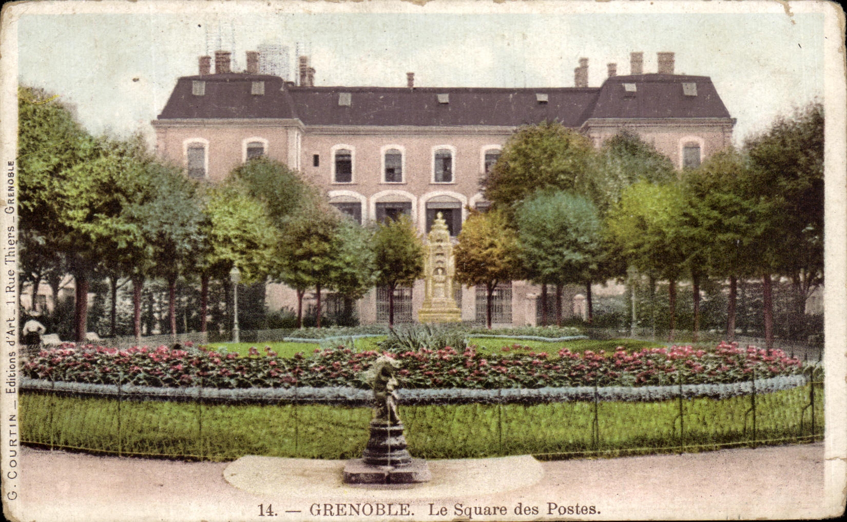 CPA Grenoble Le Square Des Postes