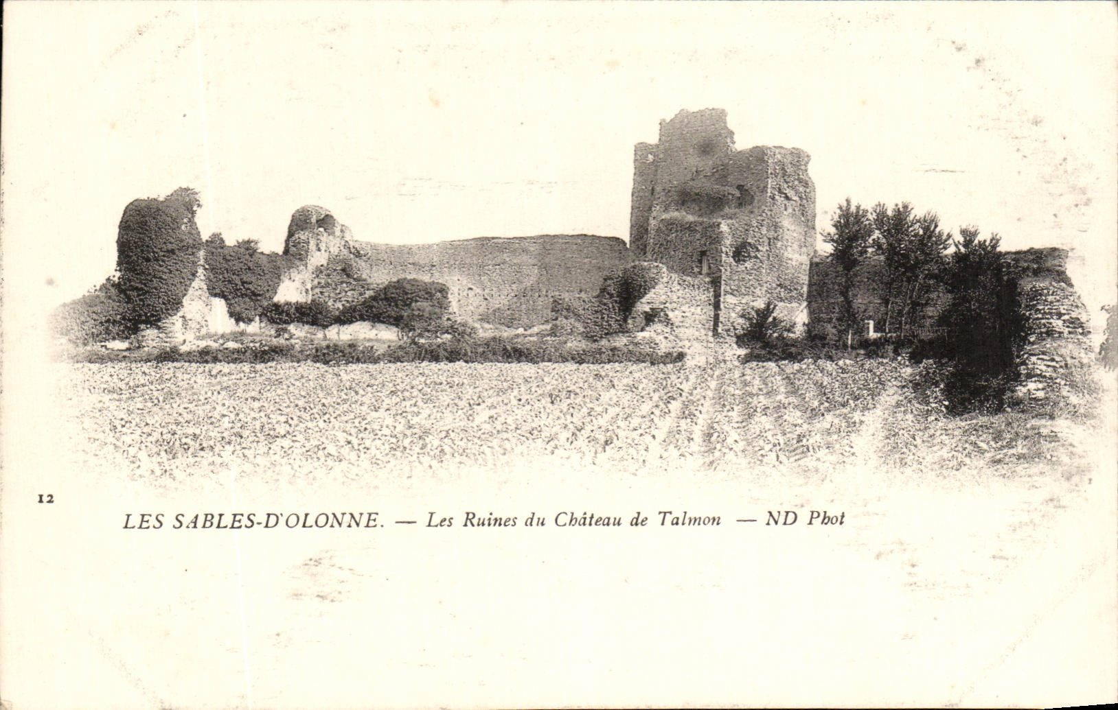 Ruinas del d'Olonne de los Sables de CPA de Chateau De Talmon