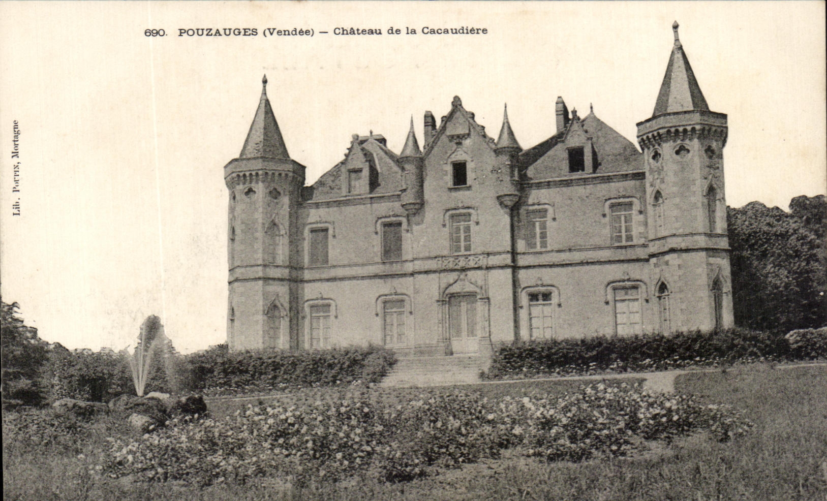 CPA Pouzauges Chateau De La Cacaudiere