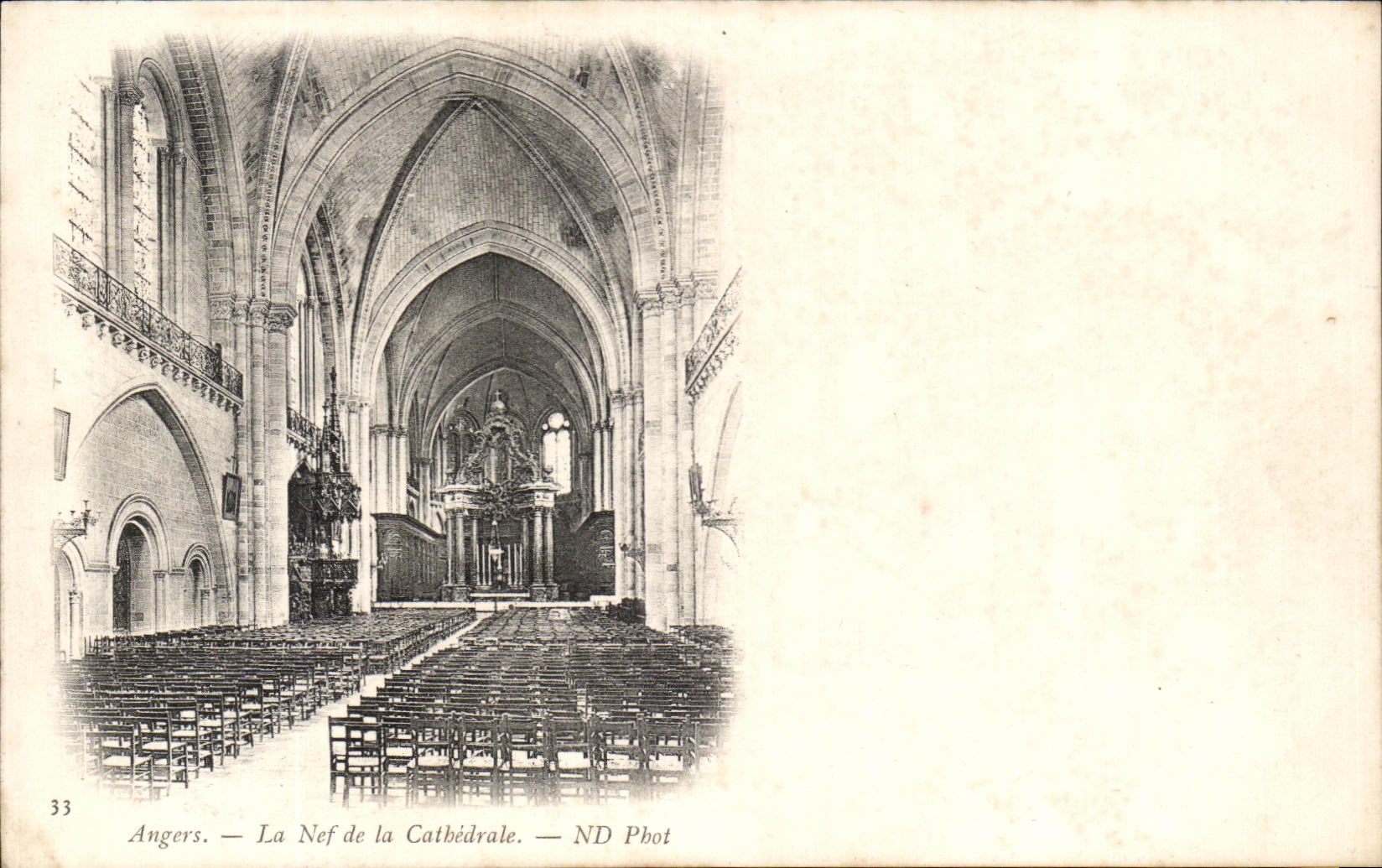 CPA Angers Le Nef De La Cathedrale