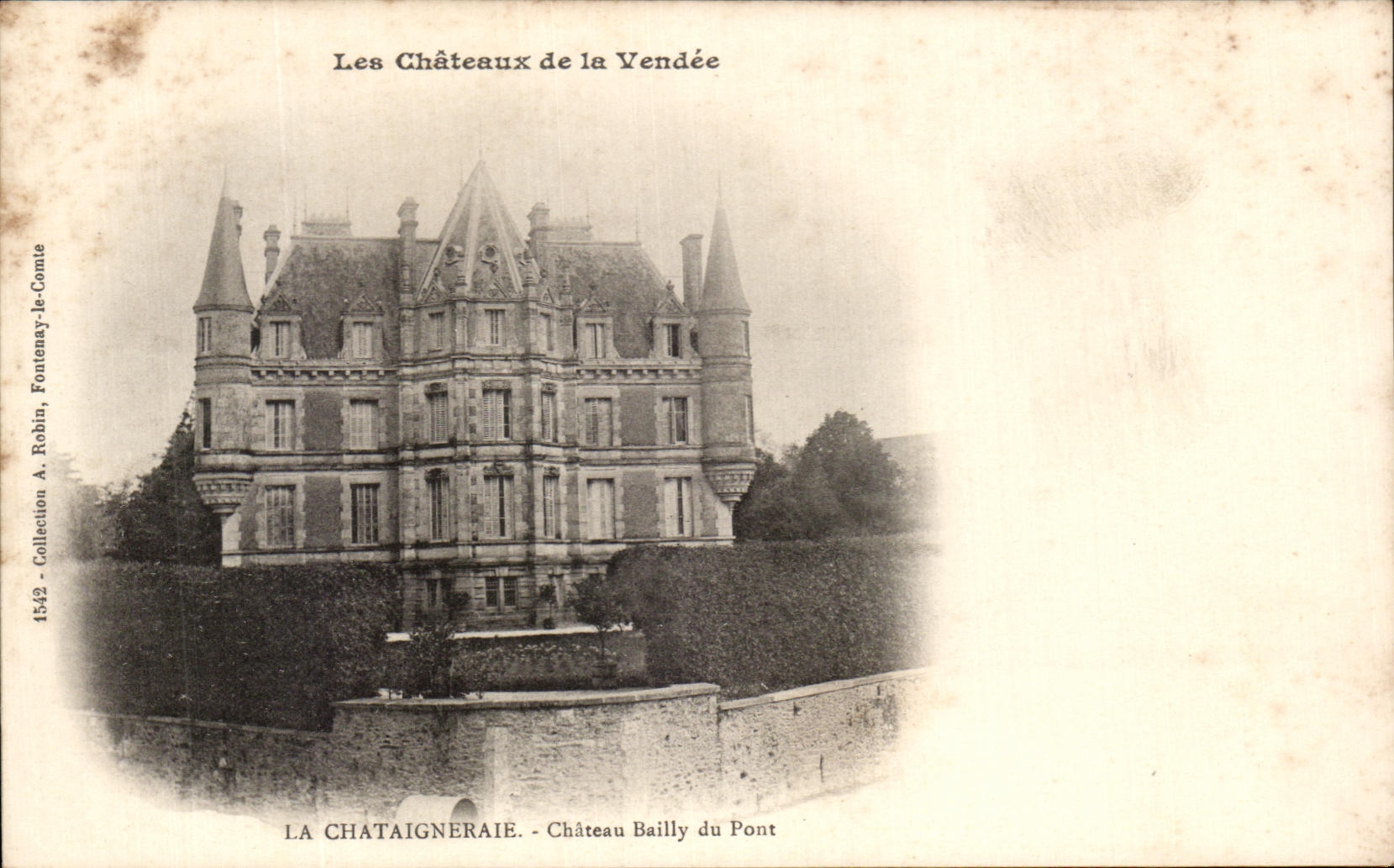 CPA Castles Of the Vendee the chestnut grove Bailly Castle Of the Bridge