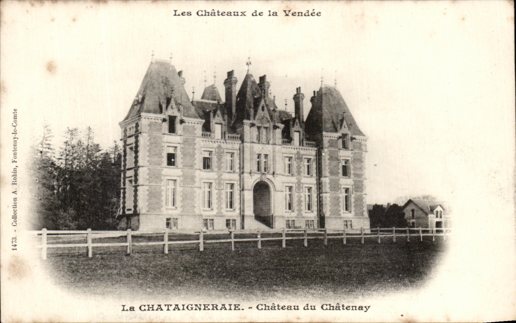 CPA Castles Of the Vendee the Chestnut grove Castle Of Chatenay