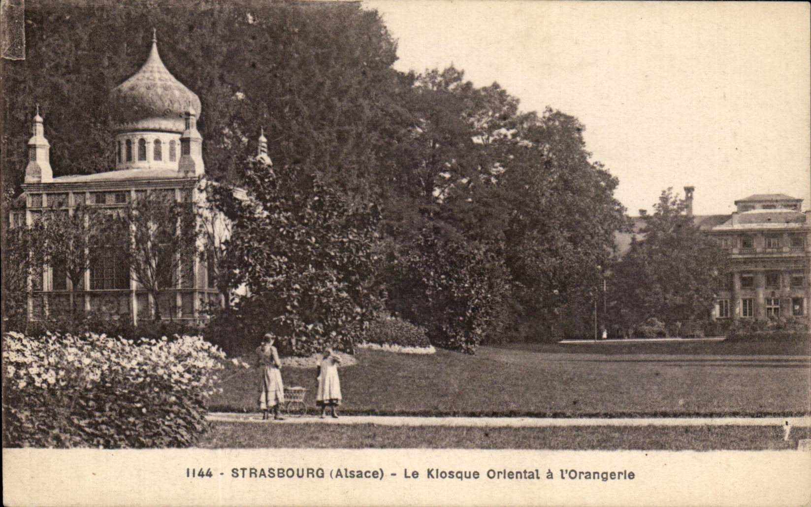 CPA Strasbourg Le Kiosque Oriental A L'Orangerie